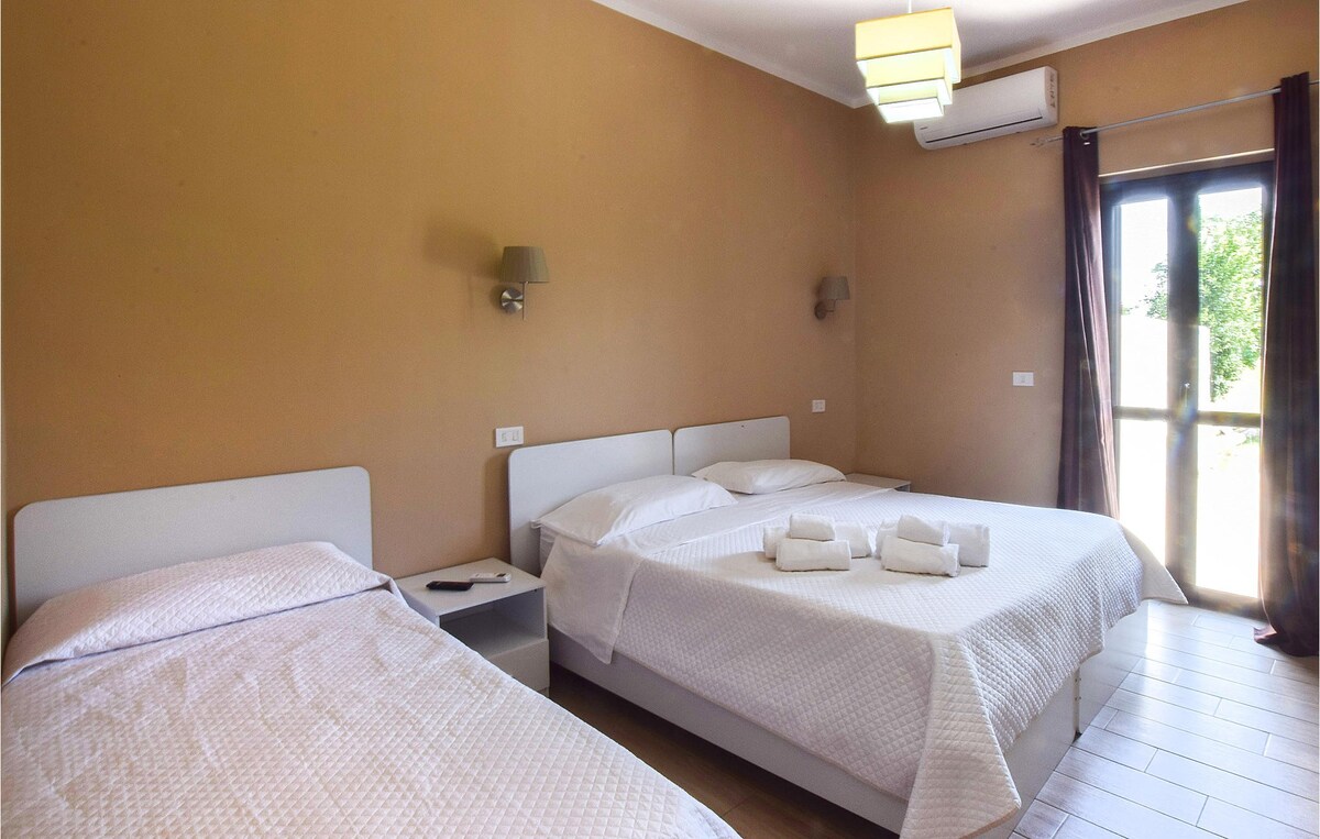 1 bedroom cozy apartment in Gizzeria