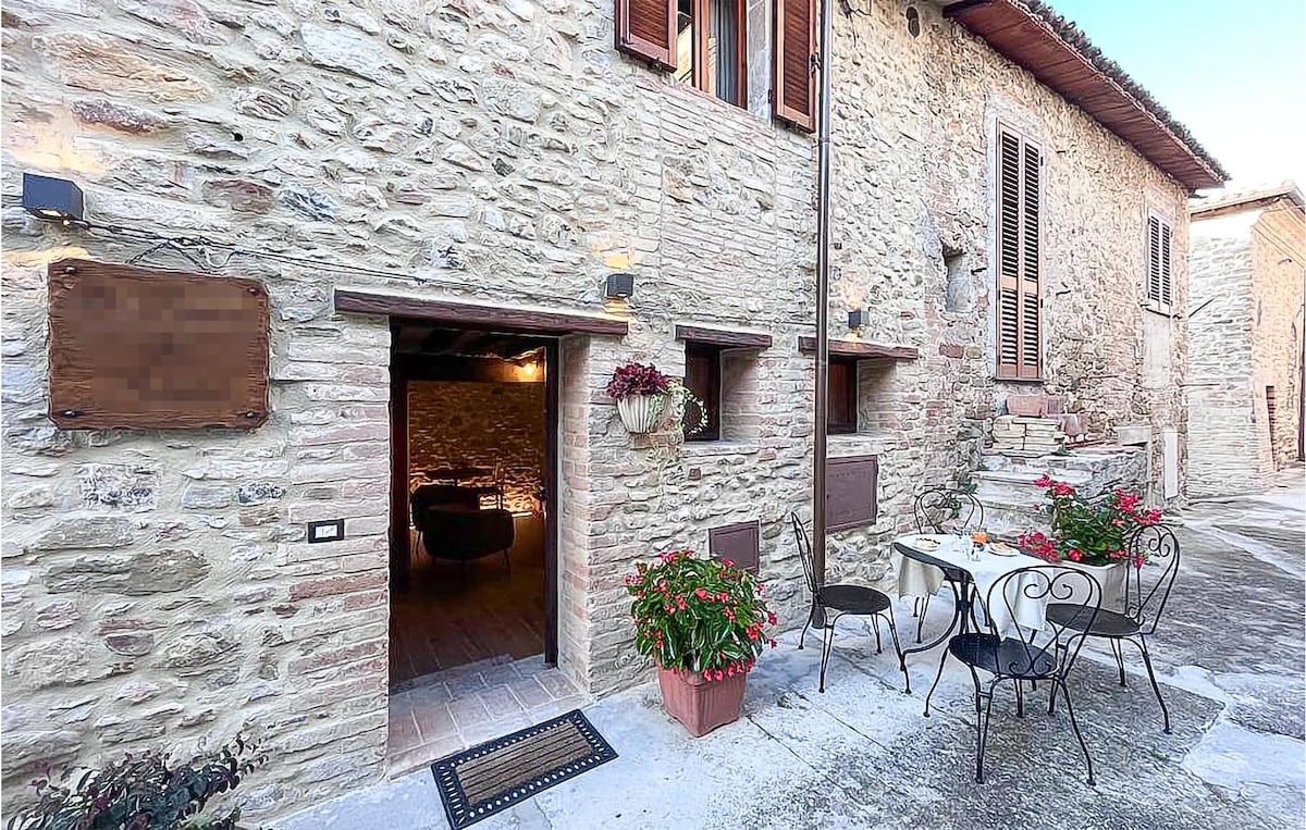 2 bedroom nice apartment in Castel Ritaldi