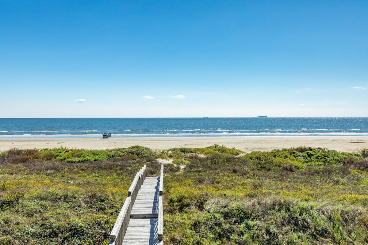 Direct Beach & Oceanfront, Private Boardwalk - Pel