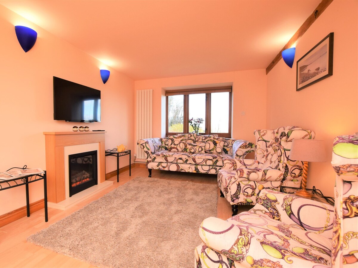 2 Bed in Godshill (IC129)