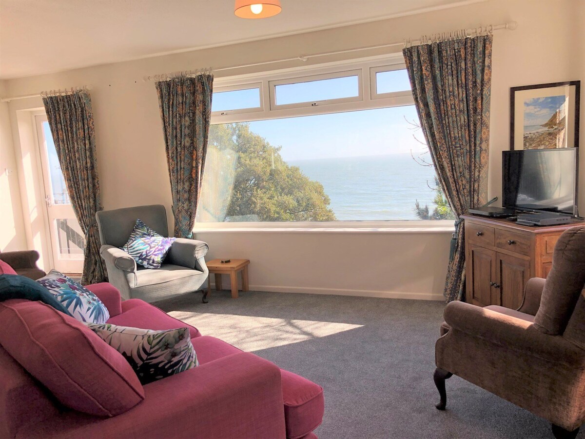 4 Bed in Ventnor (IC169)