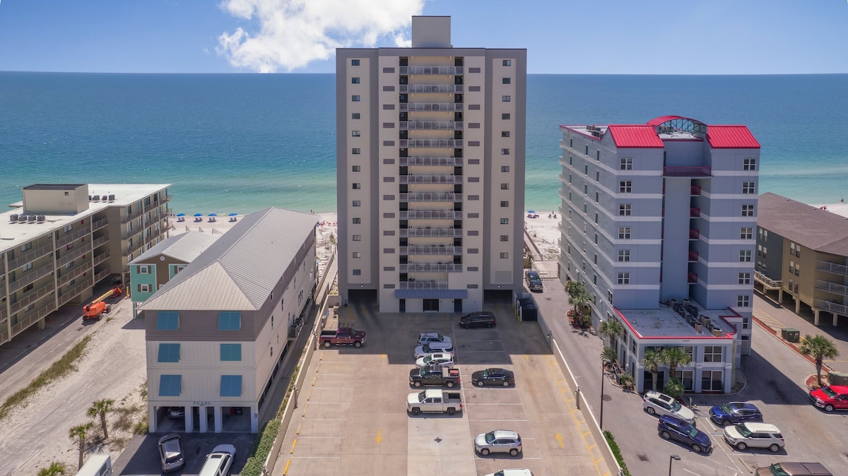 Beachfront Condo-Sunroom & Pool-Gulf Tower 3C