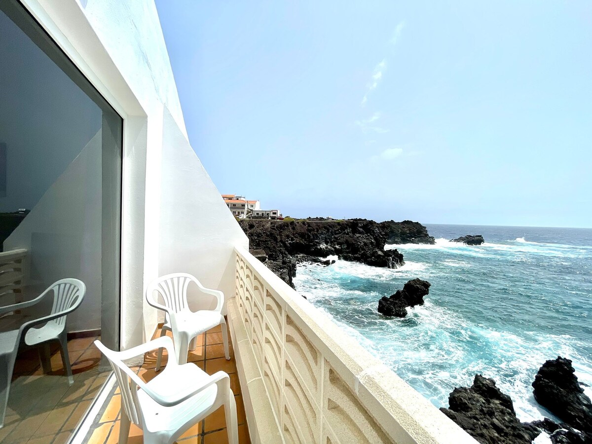 Apt at Atlantic Ocean, with unbeatable views