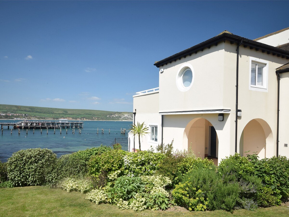 2 Bed in Swanage (DC168)