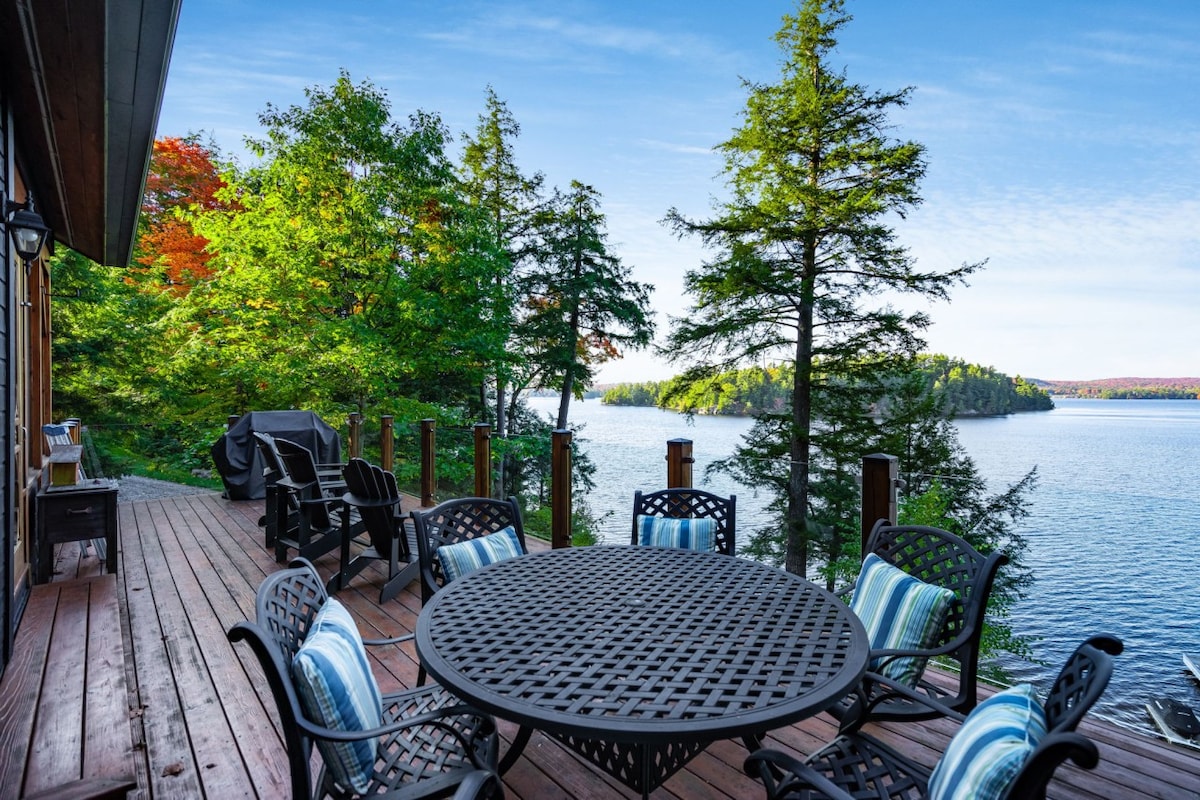 Timber Bay Log House on Fairy Lake