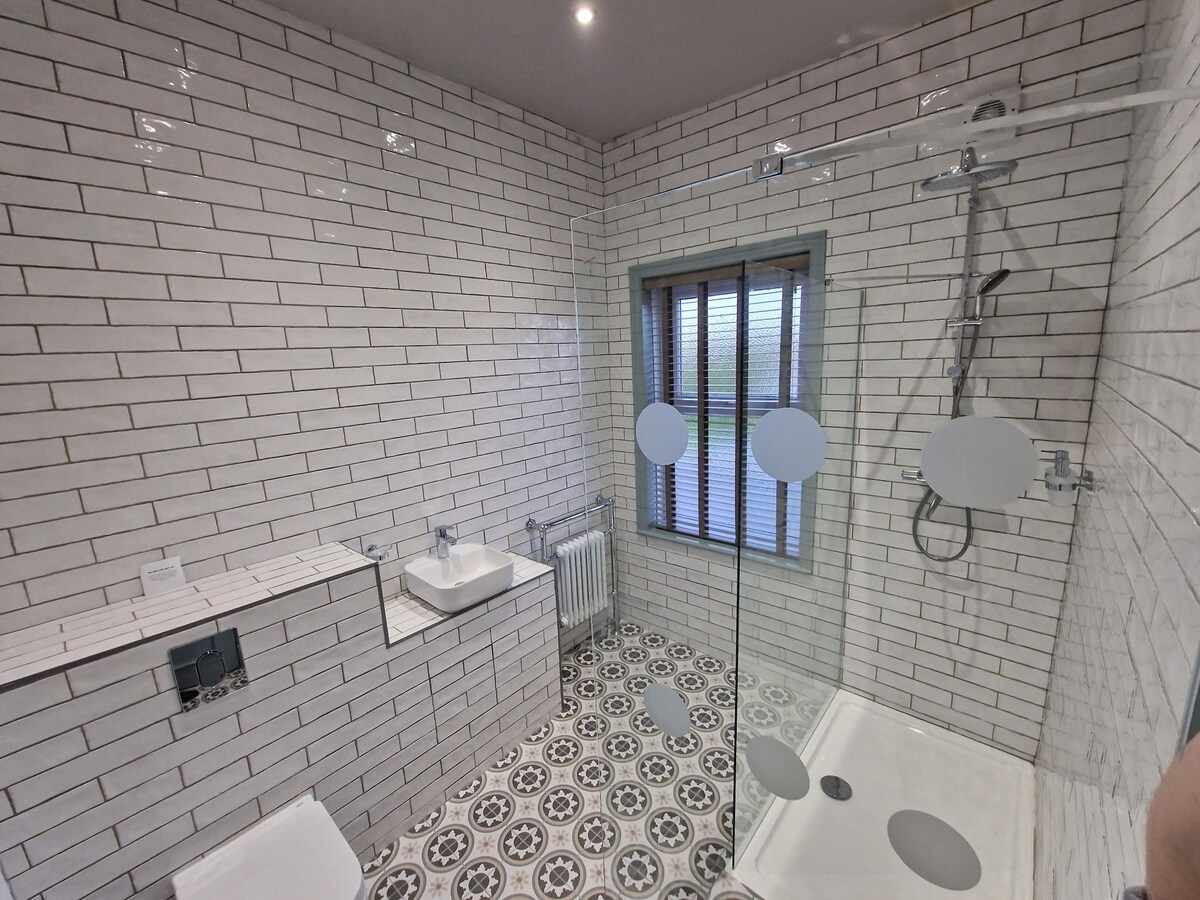 Superior King Room with En-suite