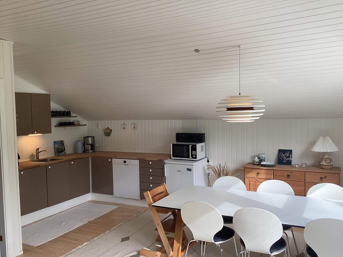 6 person holiday home in oksbøl