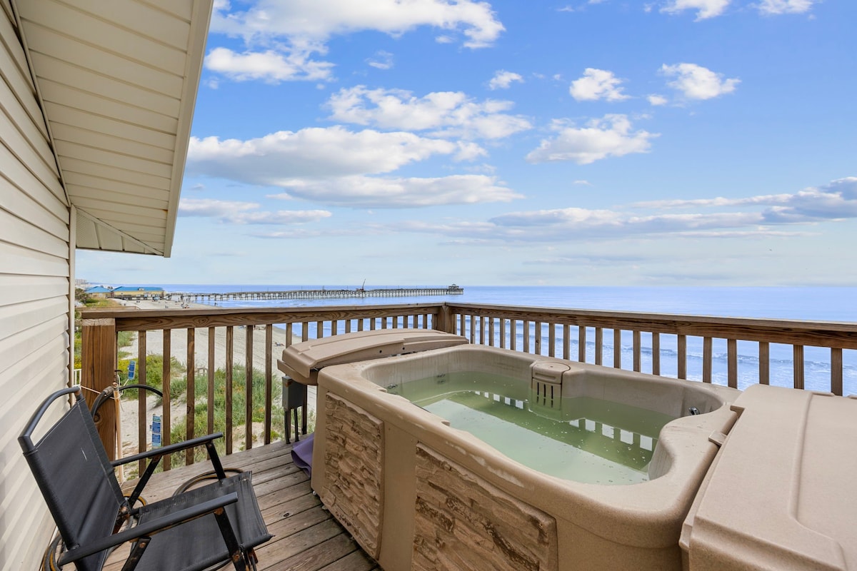 4BR Oceanfront Unit w/ Hot Tub | 7 Days Grace #3