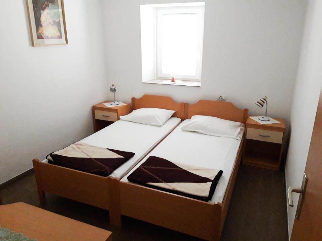 Two Bedroom Apartment Igor I. Koper