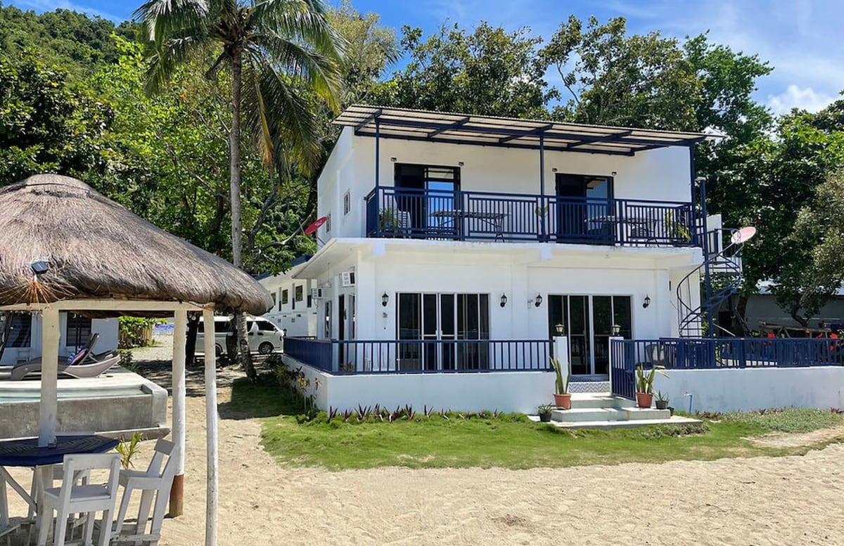 Luxe Ocean-View Suite at Lopez Beach Resort