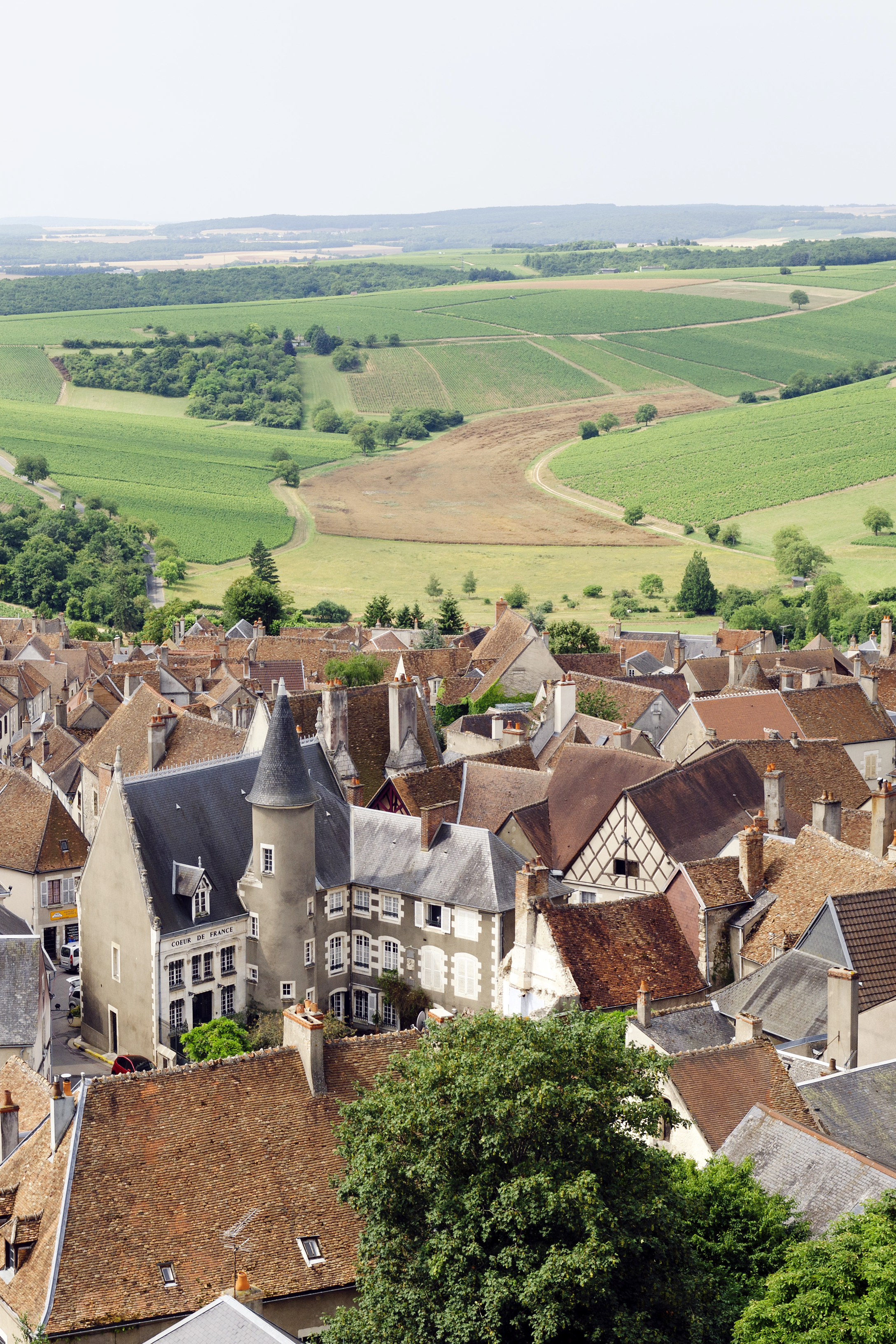 an arial view of the town of sancerre