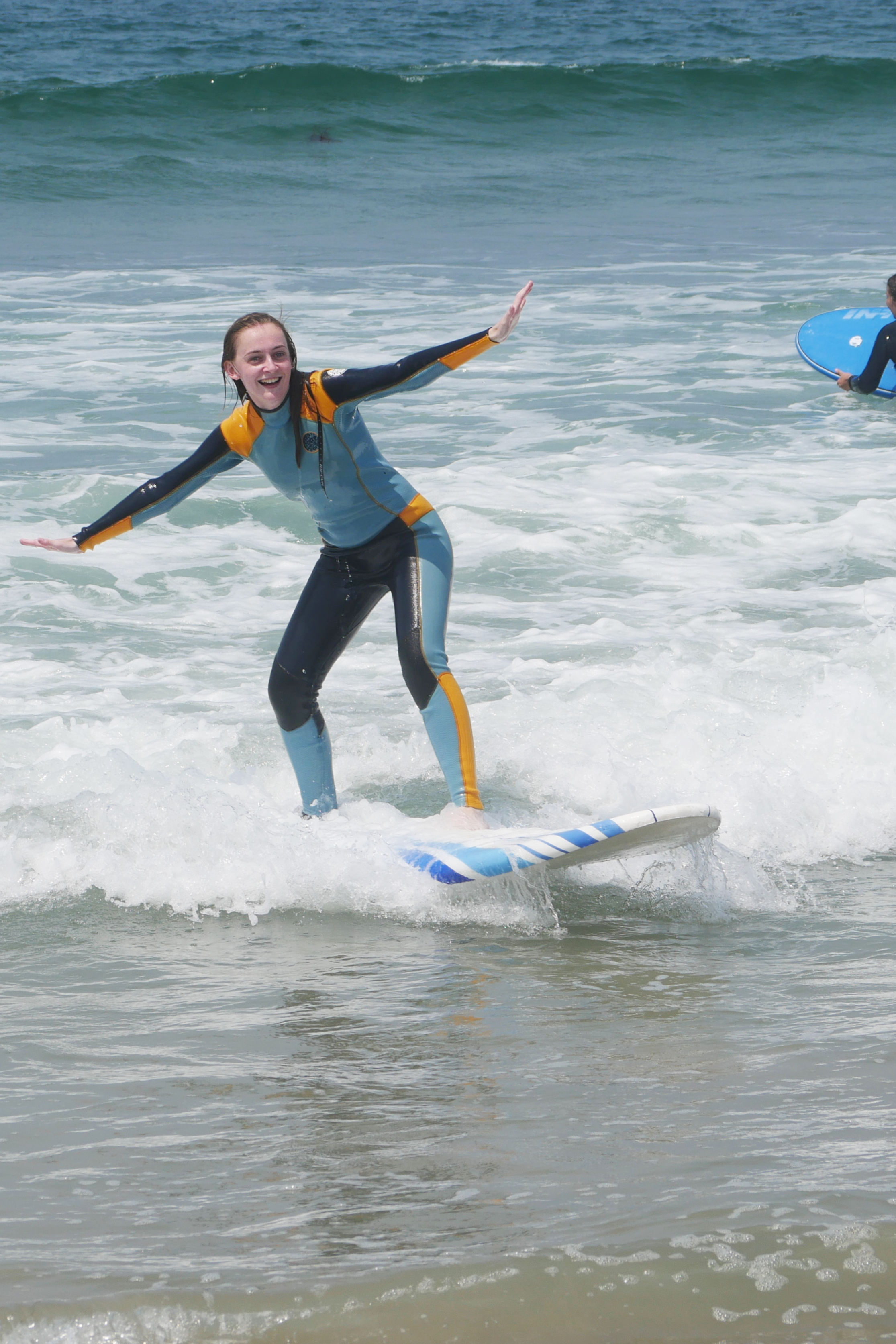 初学者小型团体冲浪课 - airbnb