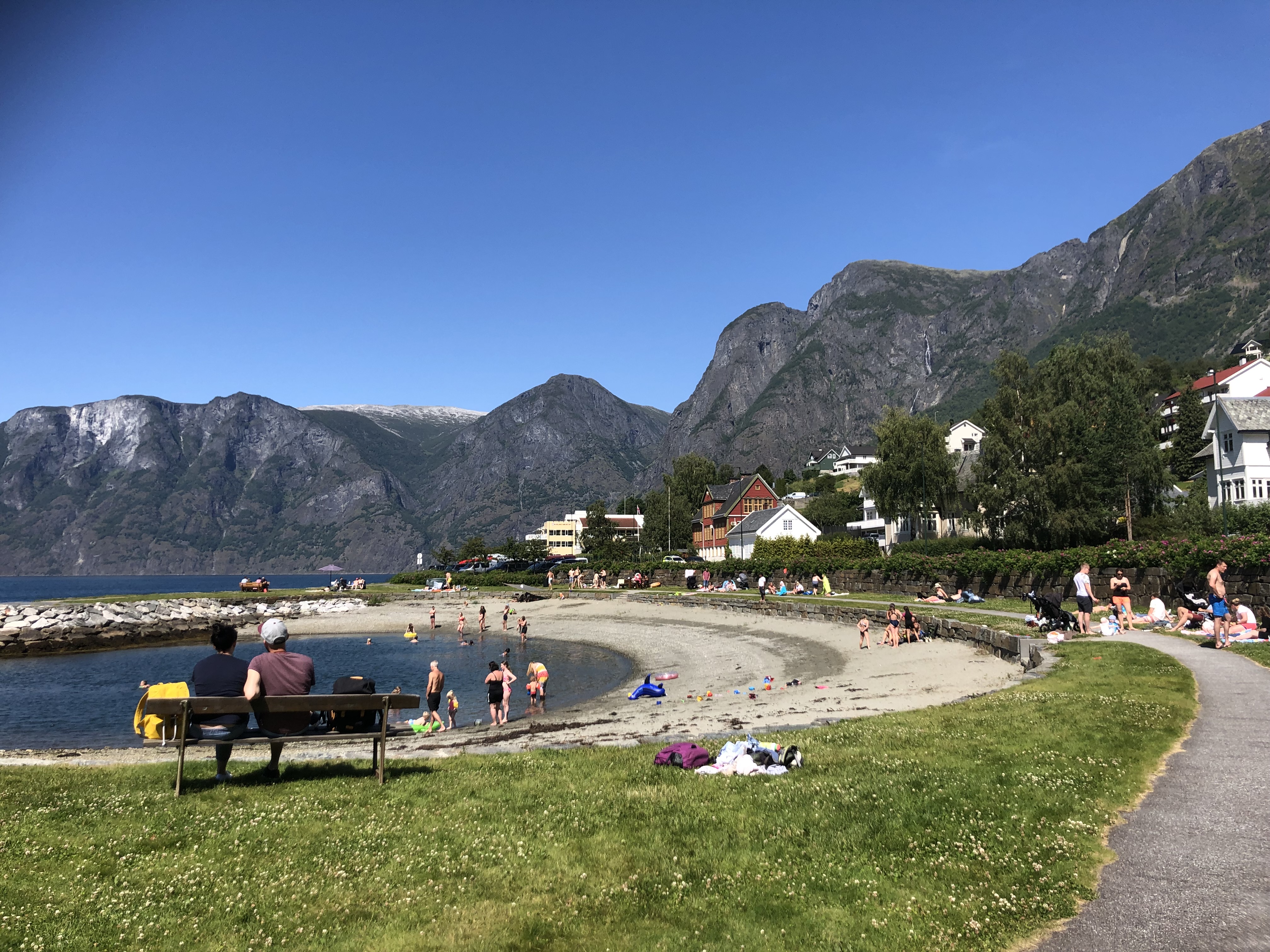 峡湾边迷人的房子 Aurland民宿 峡湾边迷人的房子 Aurland民宿