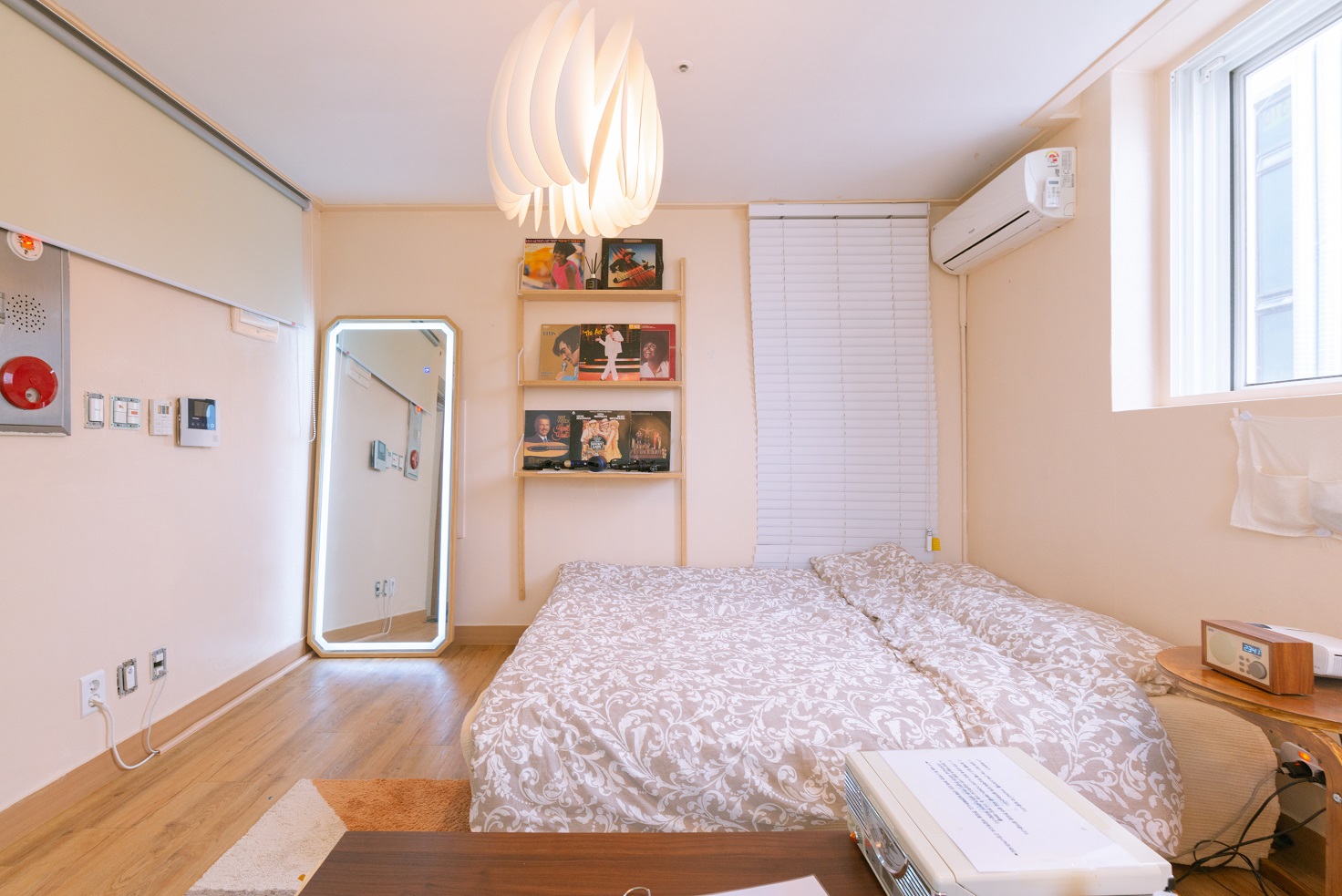 992063 lp & 095550 011151(1348252920